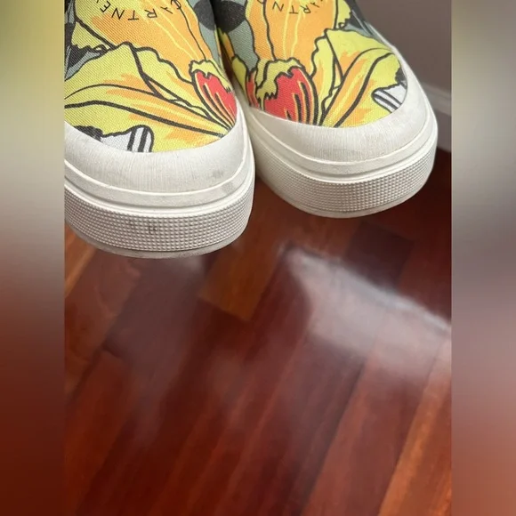 Addidas by Stella McCartney Slipon sneaker in great condition, sold out online - Picture 9 of 14